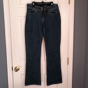 Lee’s No Gap Waistband Jeans